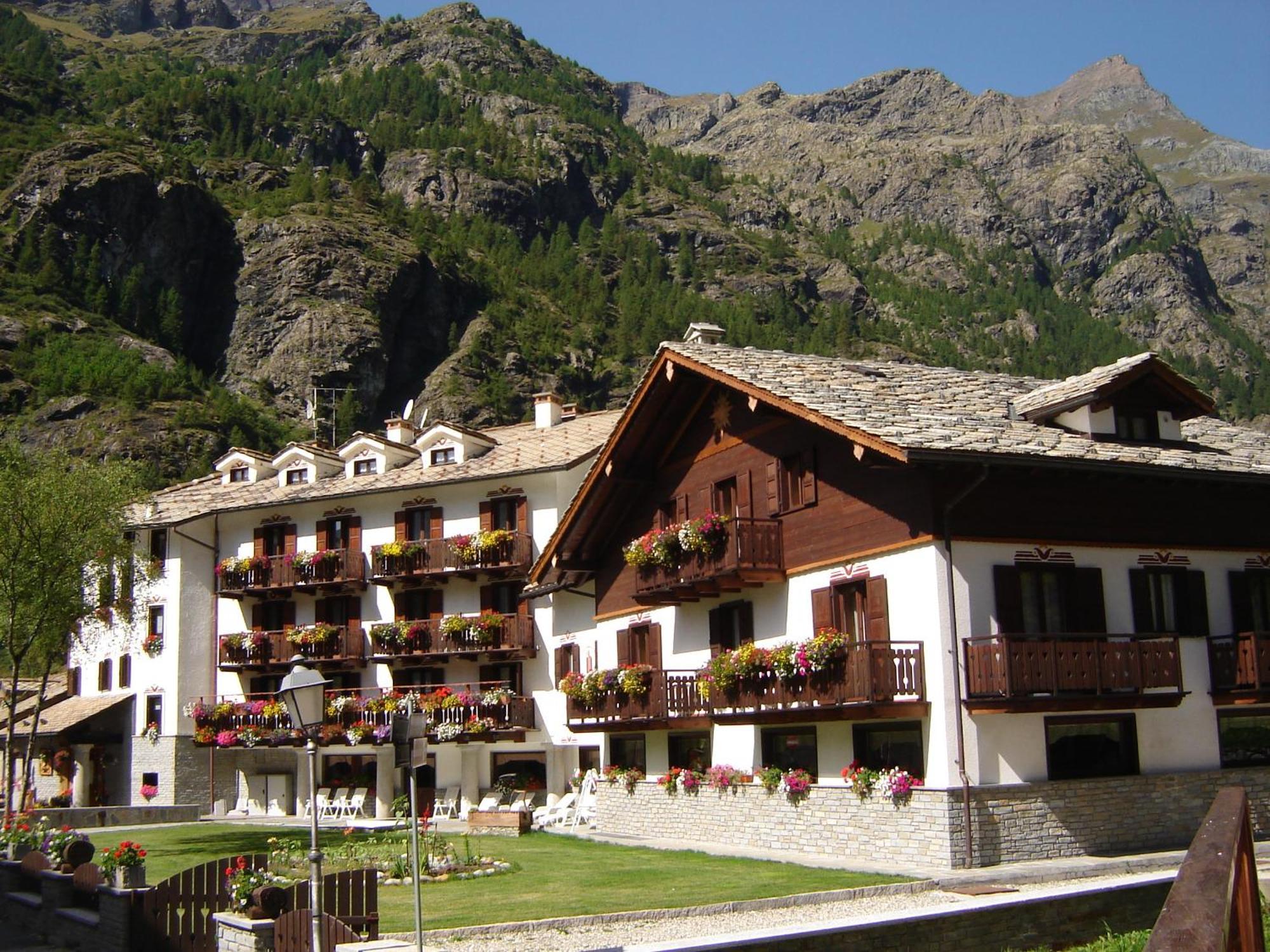 Hotel Jolanda Sport Gressoney-la-Trinité Εξωτερικό φωτογραφία
